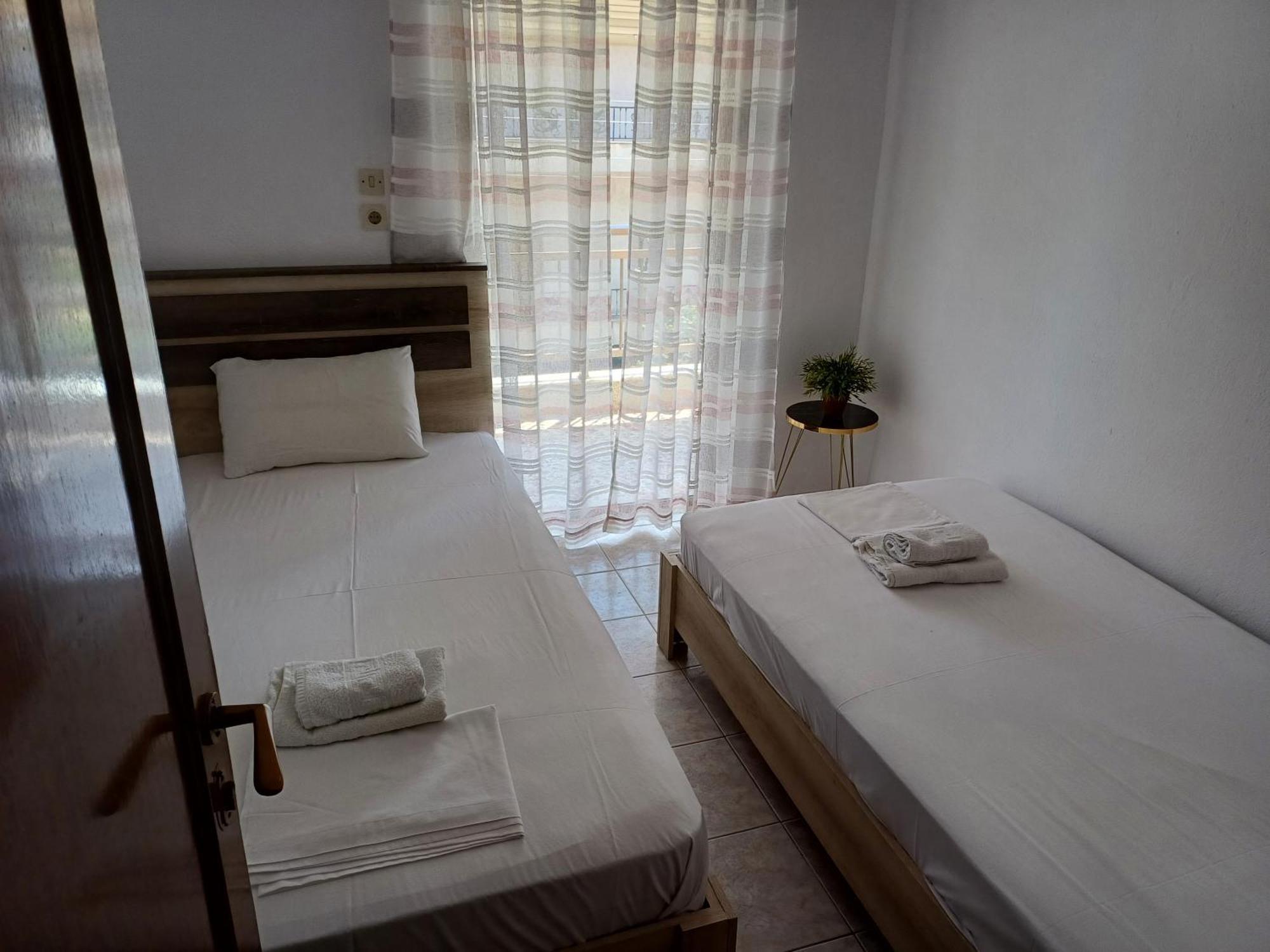Μαρου Rooms Olympiakí Aktí Buitenkant foto
